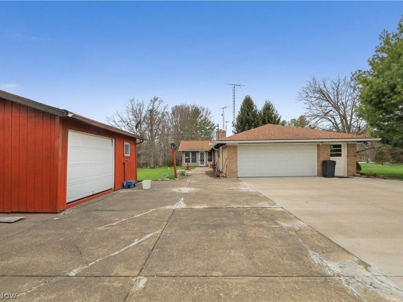 14560 Cenfield Street NE, Alliance, OH 44601 Photo 42