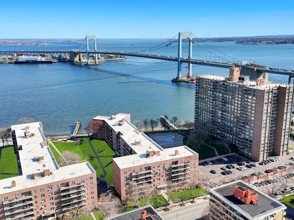162-41 Powells Cove Boulevard, Unit 2J, Beechhurst, NY 11357