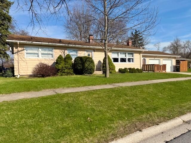 1806 Beulah Vista Boulevard, Valparaiso, IN 46383 Main Photo