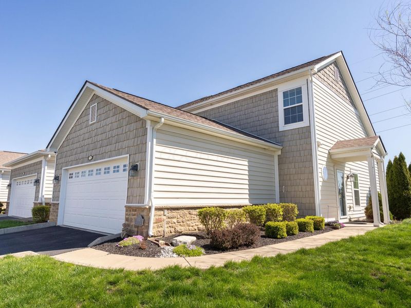 5740 Albany Reserve Drive, Westerville, OH 43081 Photo 1