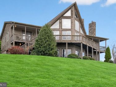 230 VISTA MANOR DRIVE, FRONT ROYAL, VA 22630