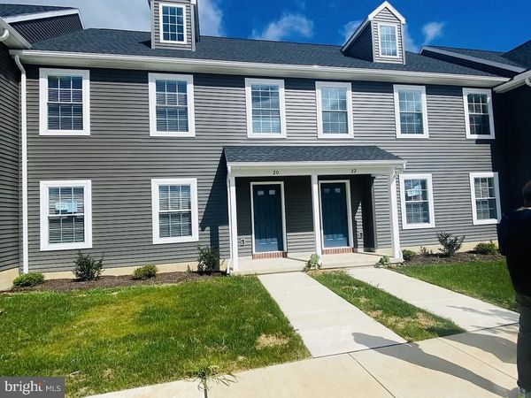 20 SKIP LANE , CARLISLE, PA 17013