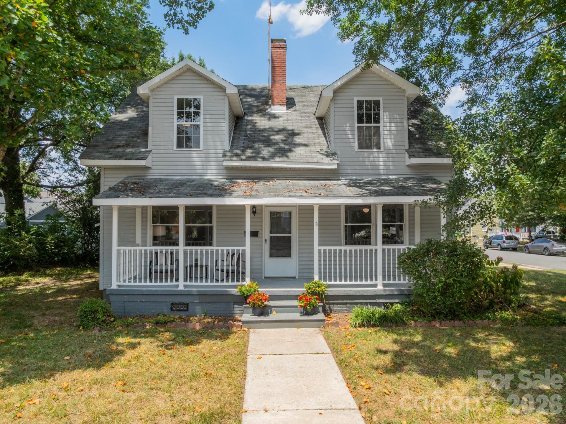 1002 W 2nd Avenue , Gastonia, NC 28052 Main Photo