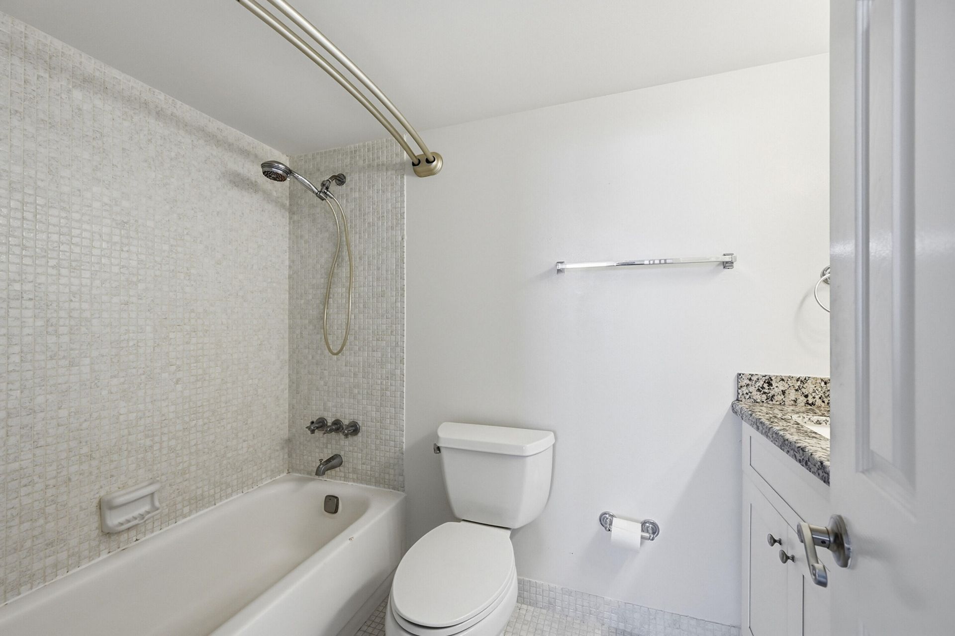 5700 NW 2nd Avenue, Unit 604, Boca Raton, FL 33487 Photo