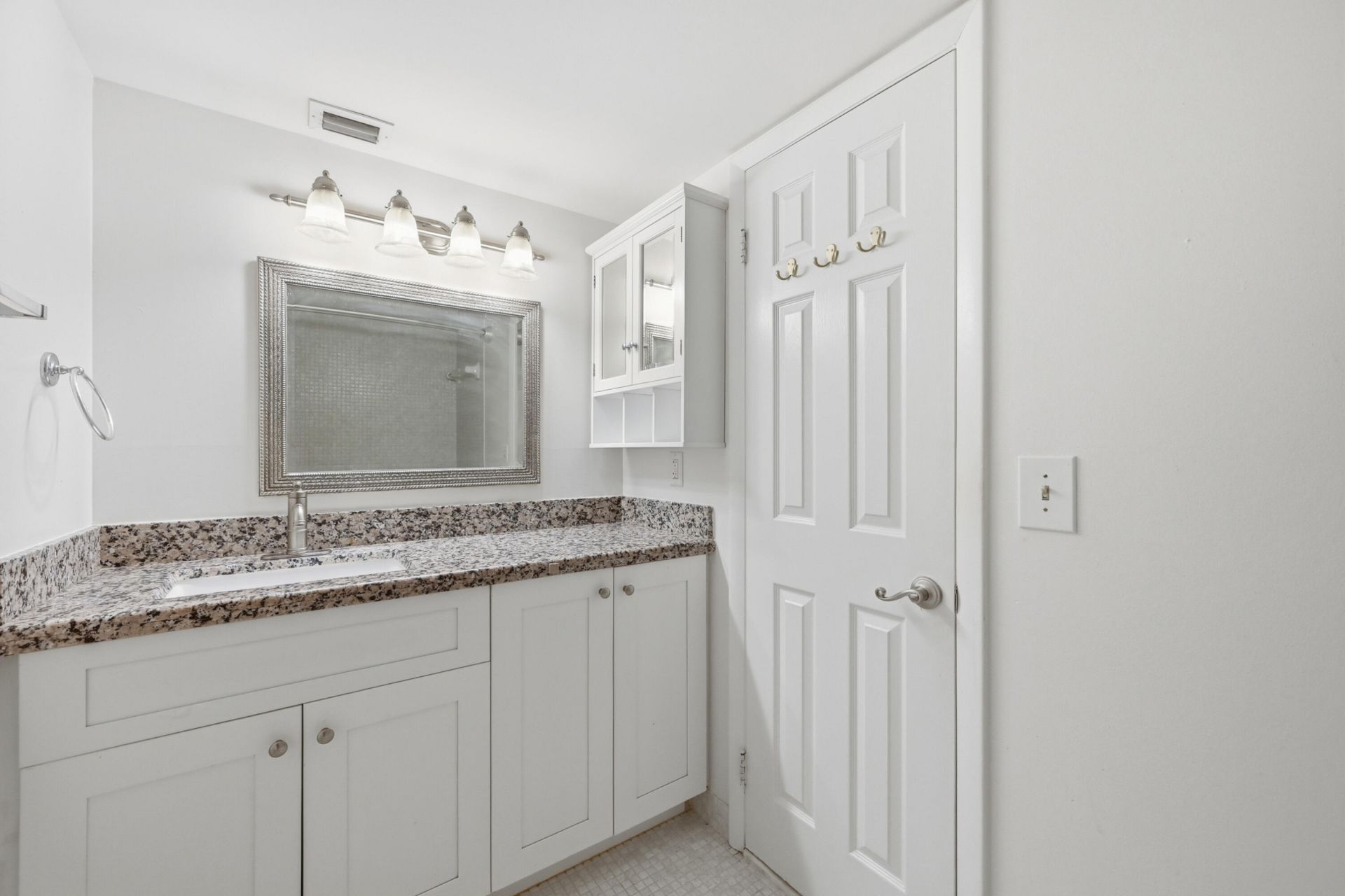 5700 NW 2nd Avenue, Unit 604, Boca Raton, FL 33487 Photo