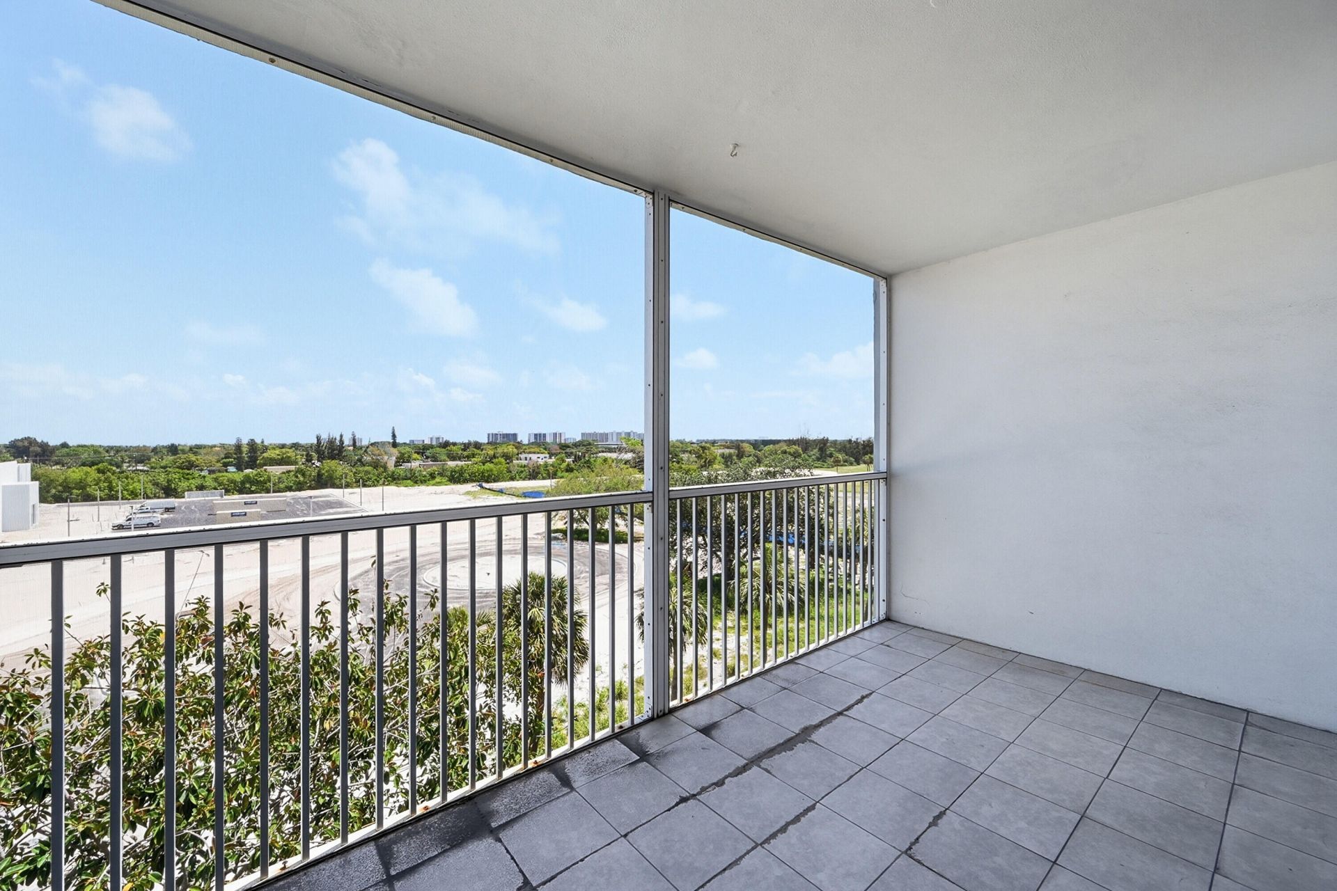 5700 NW 2nd Avenue, Unit 604, Boca Raton, FL 33487 Photo