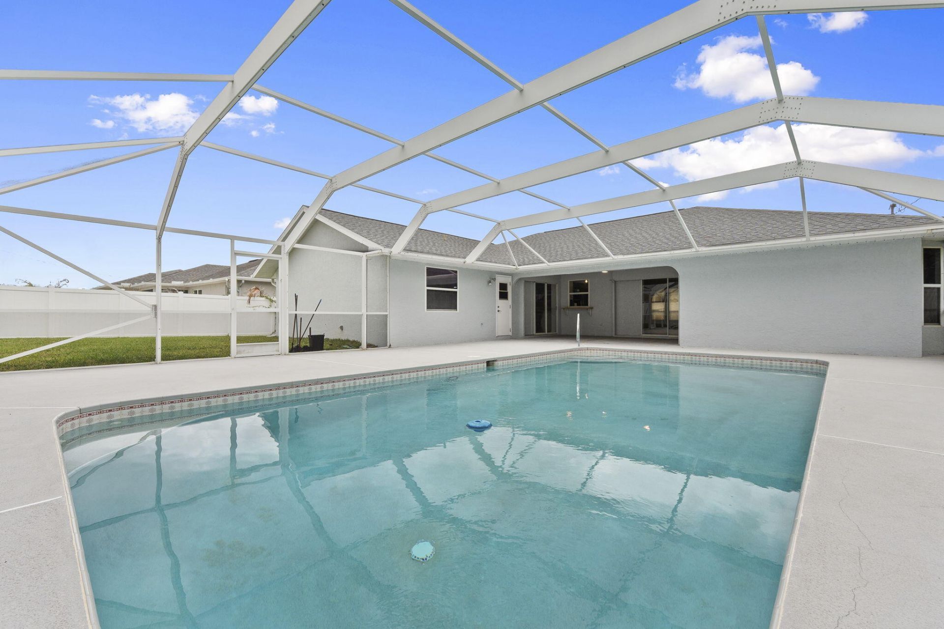 2452 SW Fair Isle Road, Port Saint Lucie, FL 34987 Photo