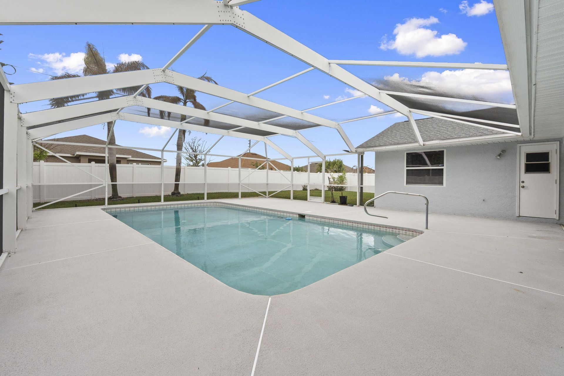 2452 SW Fair Isle Road, Port Saint Lucie, FL 34987 Photo