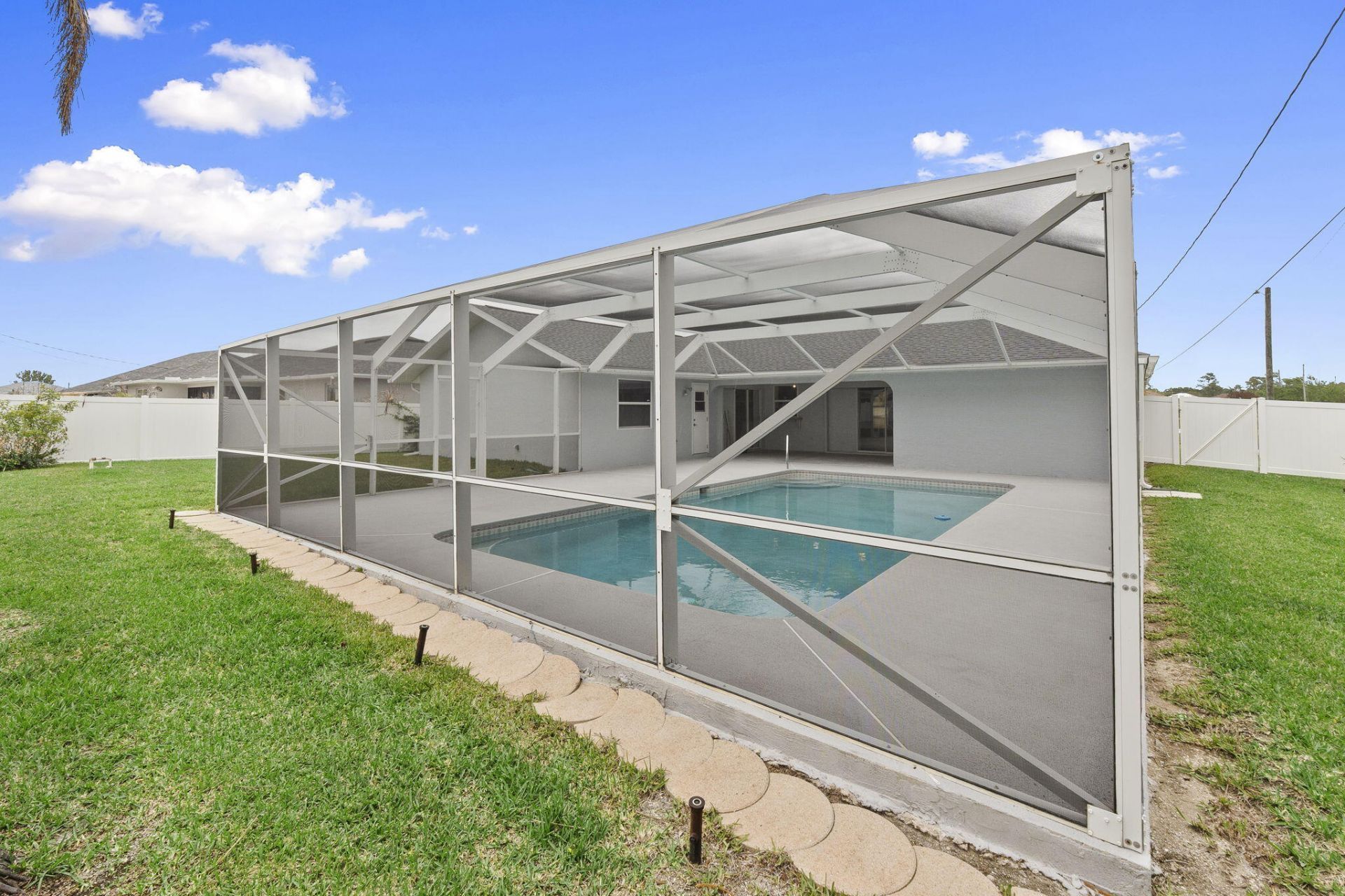 2452 SW Fair Isle Road, Port Saint Lucie, FL 34987 Photo