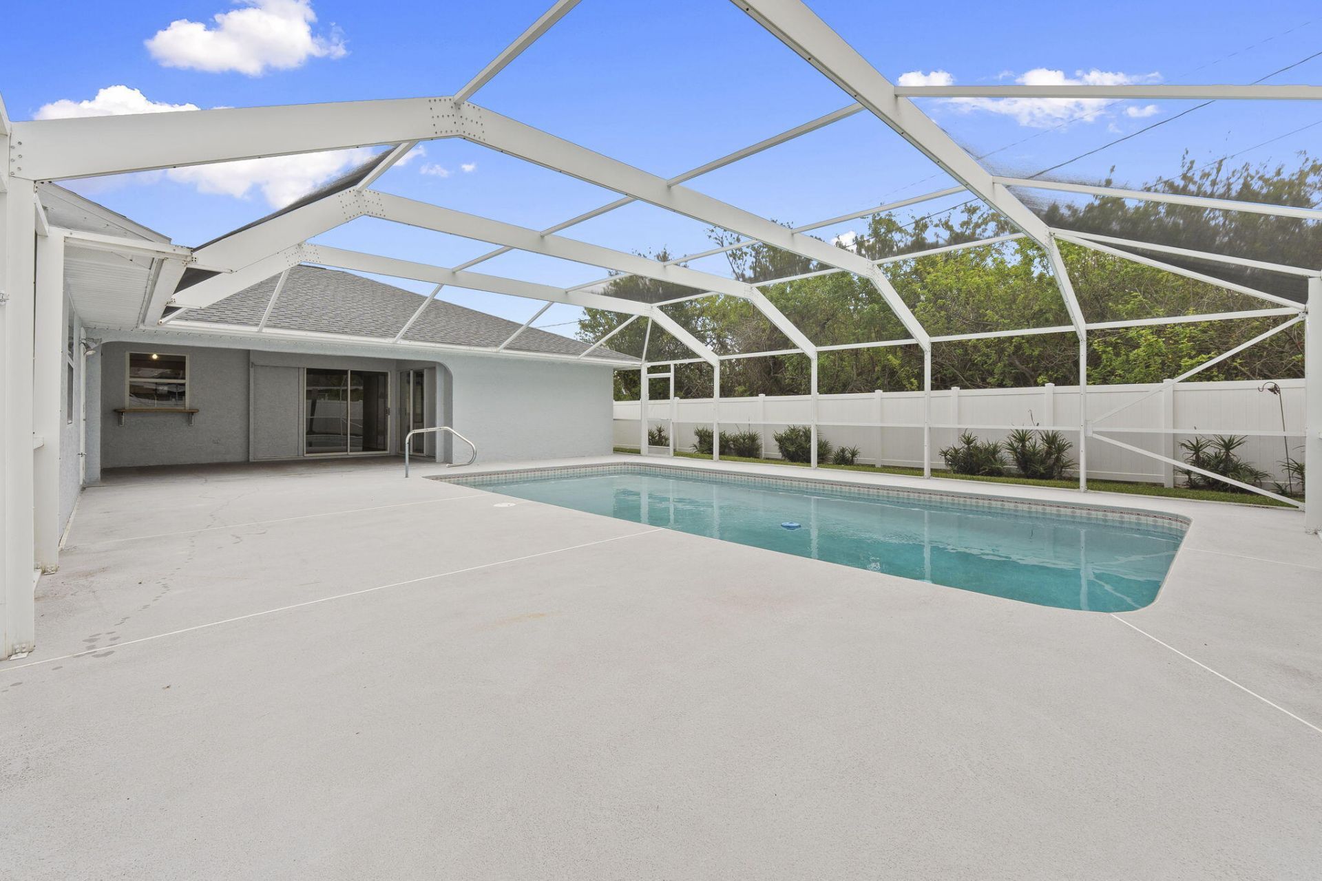 2452 SW Fair Isle Road, Port Saint Lucie, FL 34987 Photo