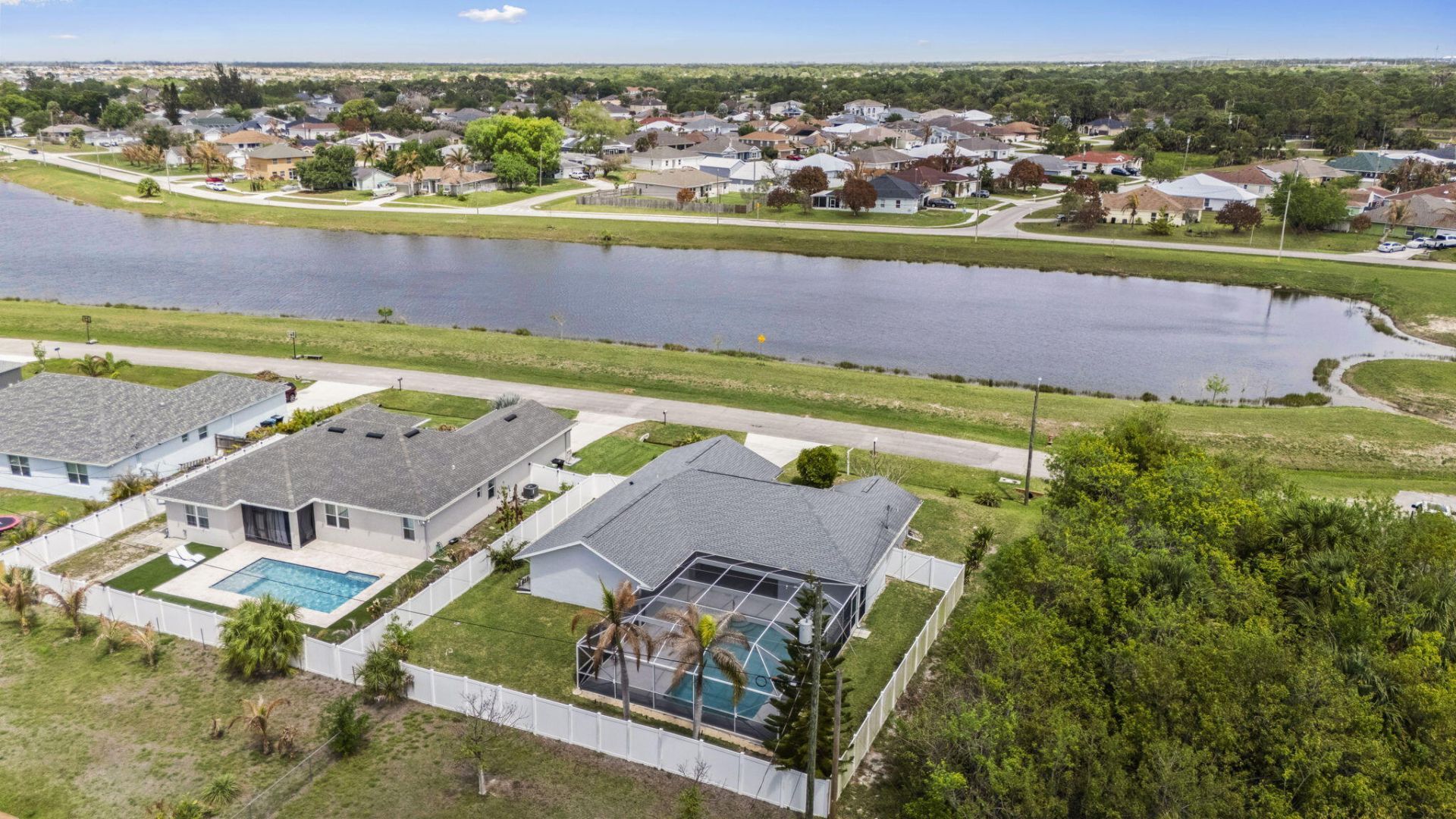 2452 SW Fair Isle Road, Port Saint Lucie, FL 34987 Photo