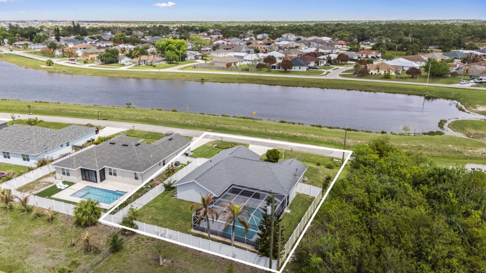 2452 SW Fair Isle Road, Port Saint Lucie, FL 34987 Photo