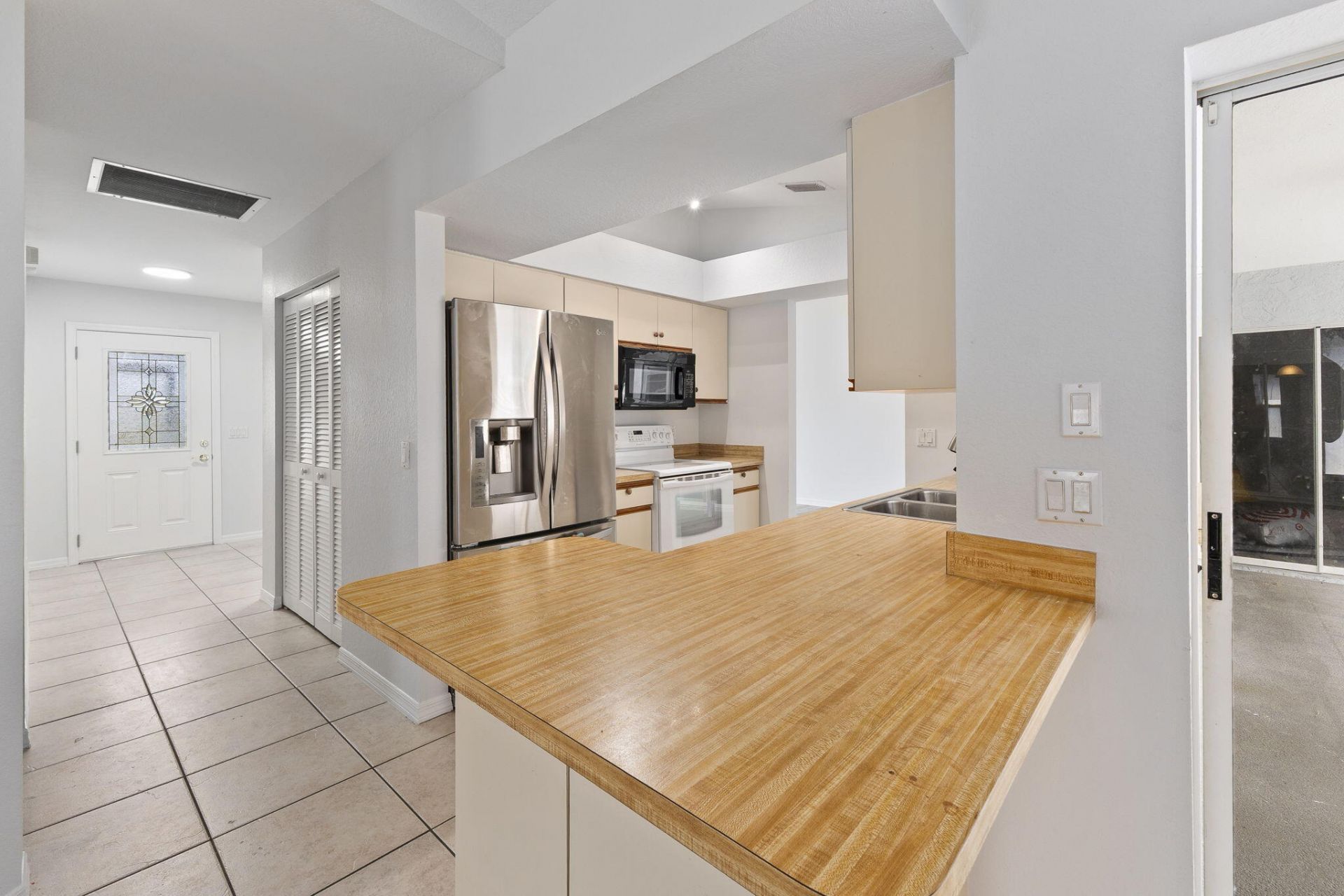 2452 SW Fair Isle Road, Port Saint Lucie, FL 34987 Photo