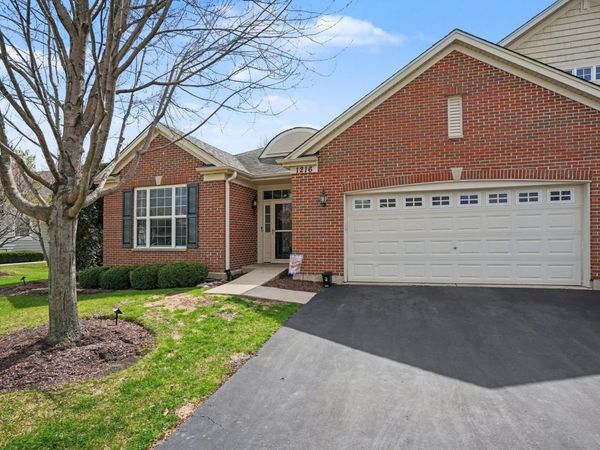 1216 Betsy Ross Place , Bolingbrook, IL 60490