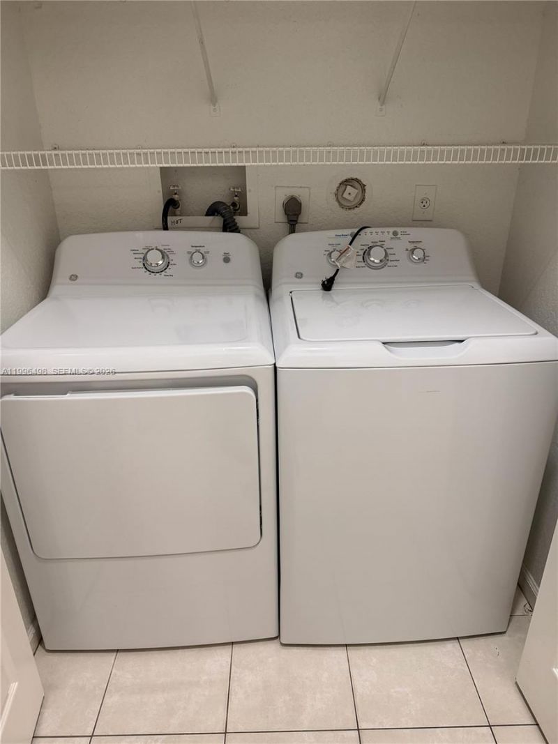 9040 NW 54th St, Unit 9040, Sunrise, FL 33351 Photo