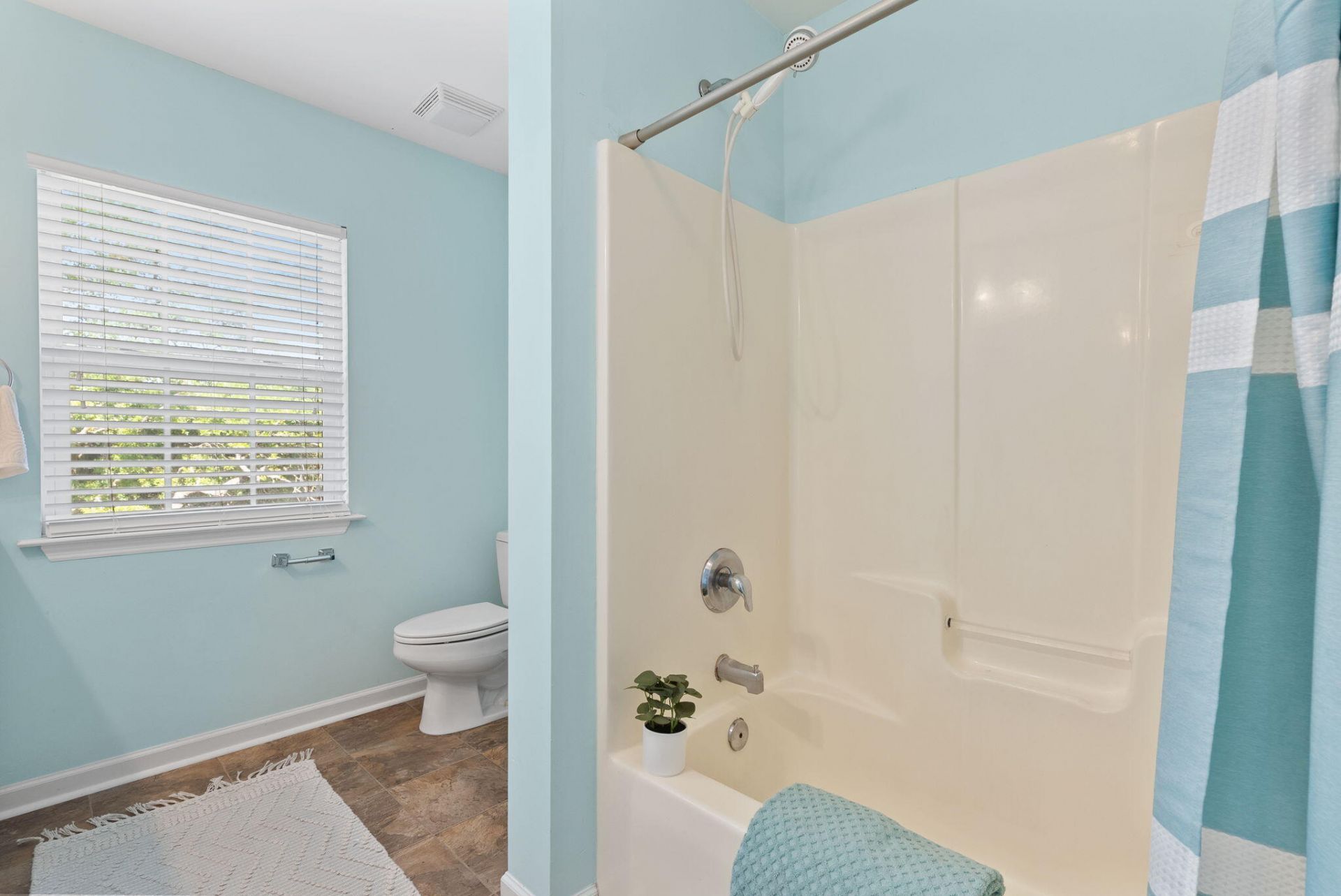 504 Parkdale Drive Photo 22