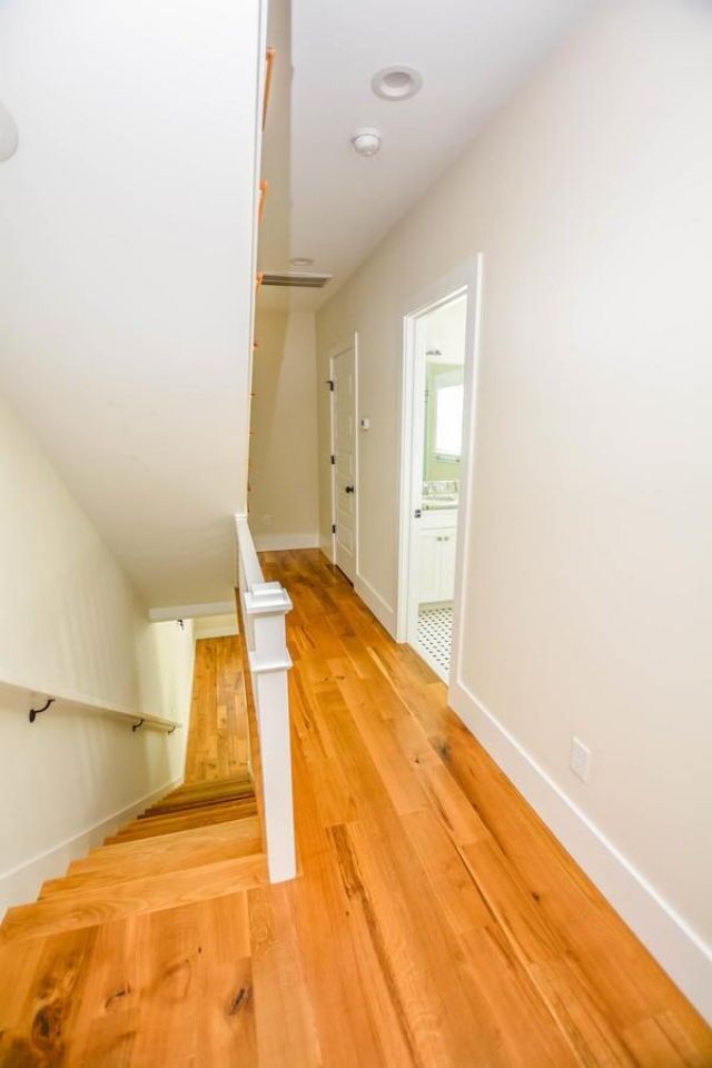 707 Meeting Street Photo 10