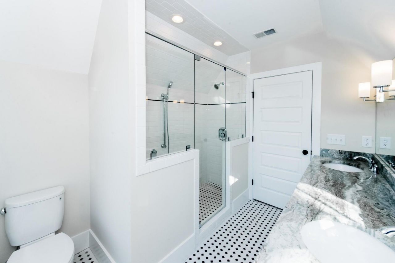 707 Meeting Street Photo 19