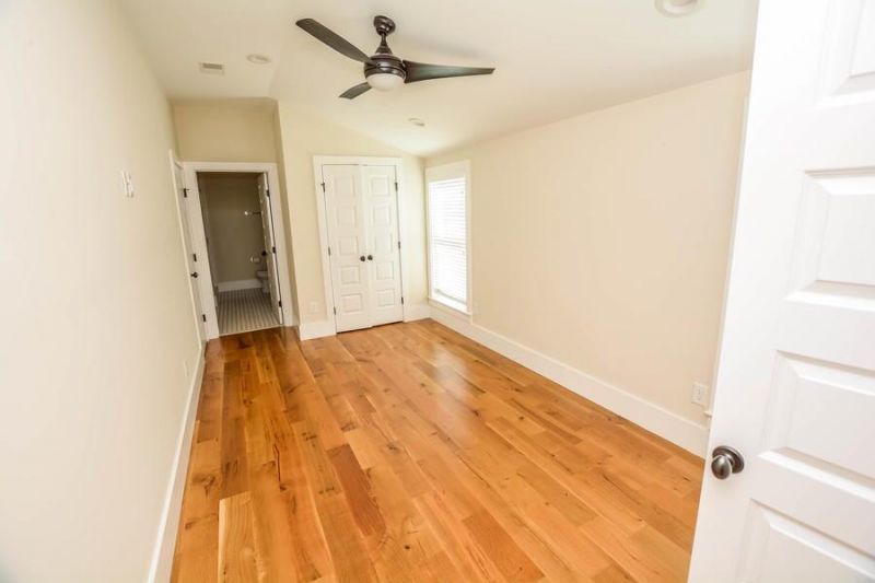 707 Meeting Street Photo 21