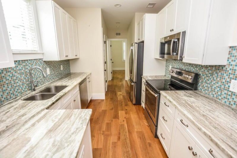 707 Meeting Street Photo 6