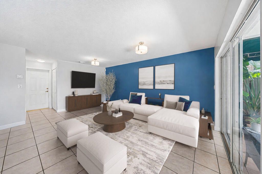 11018 NW 47th Terrace, Doral, FL 33178 Photo