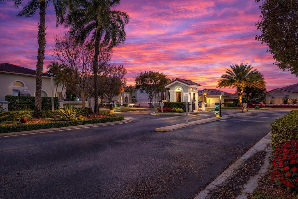 11018 NW 47th Terrace, Doral, FL 33178 Photo