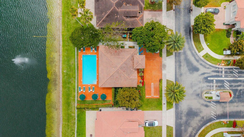 11018 NW 47th Terrace, Doral, FL 33178 Photo