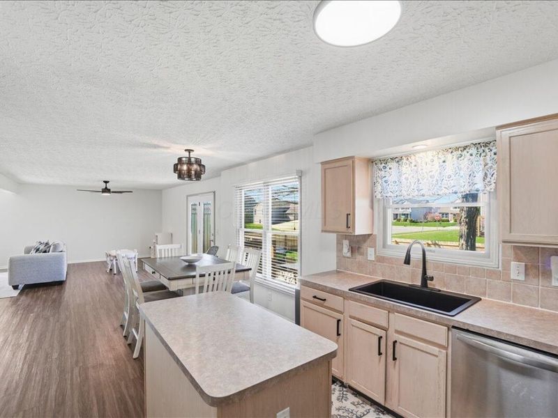 1829 Deer Crossing Drive, Marysville, OH 43040 Photo 14