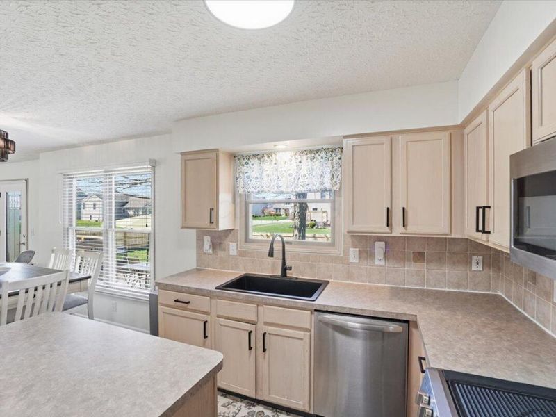 1829 Deer Crossing Drive, Marysville, OH 43040 Photo 15