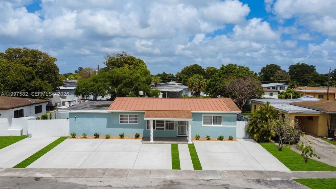 3421 NW 176th St , Miami Gardens, FL 33056 Photo