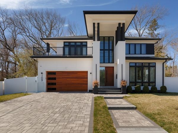 109 Wiswall Rd, Newton, MA 02459