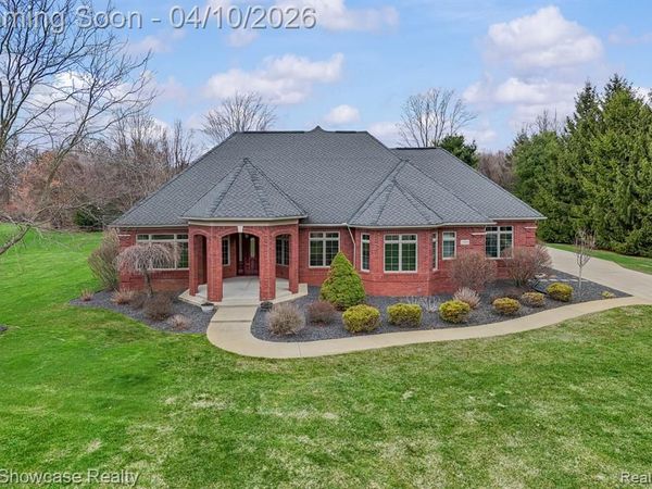 2901 Vero Drive, Highland Twp, MI 48356