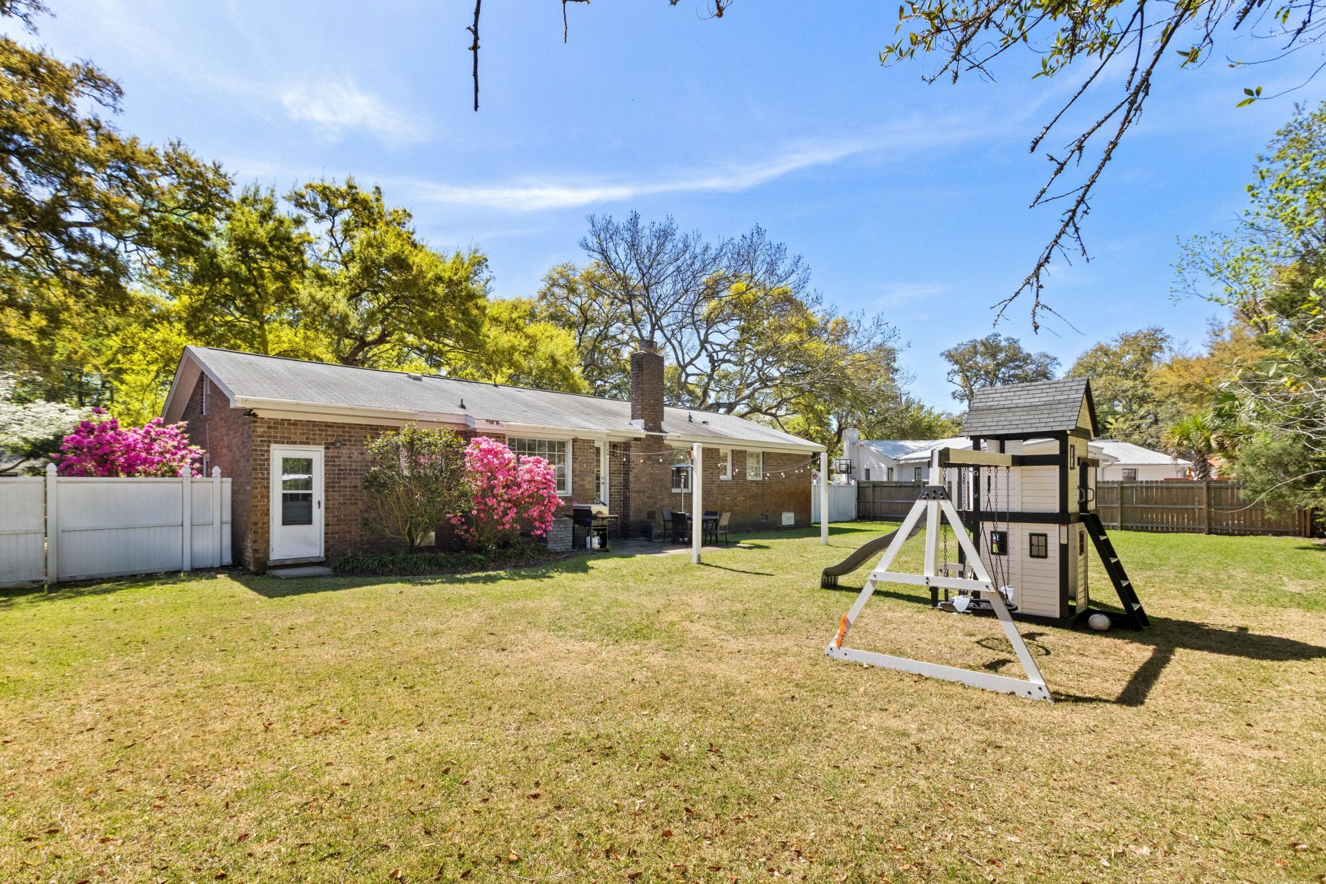 810 Mccants Drive Photo 39