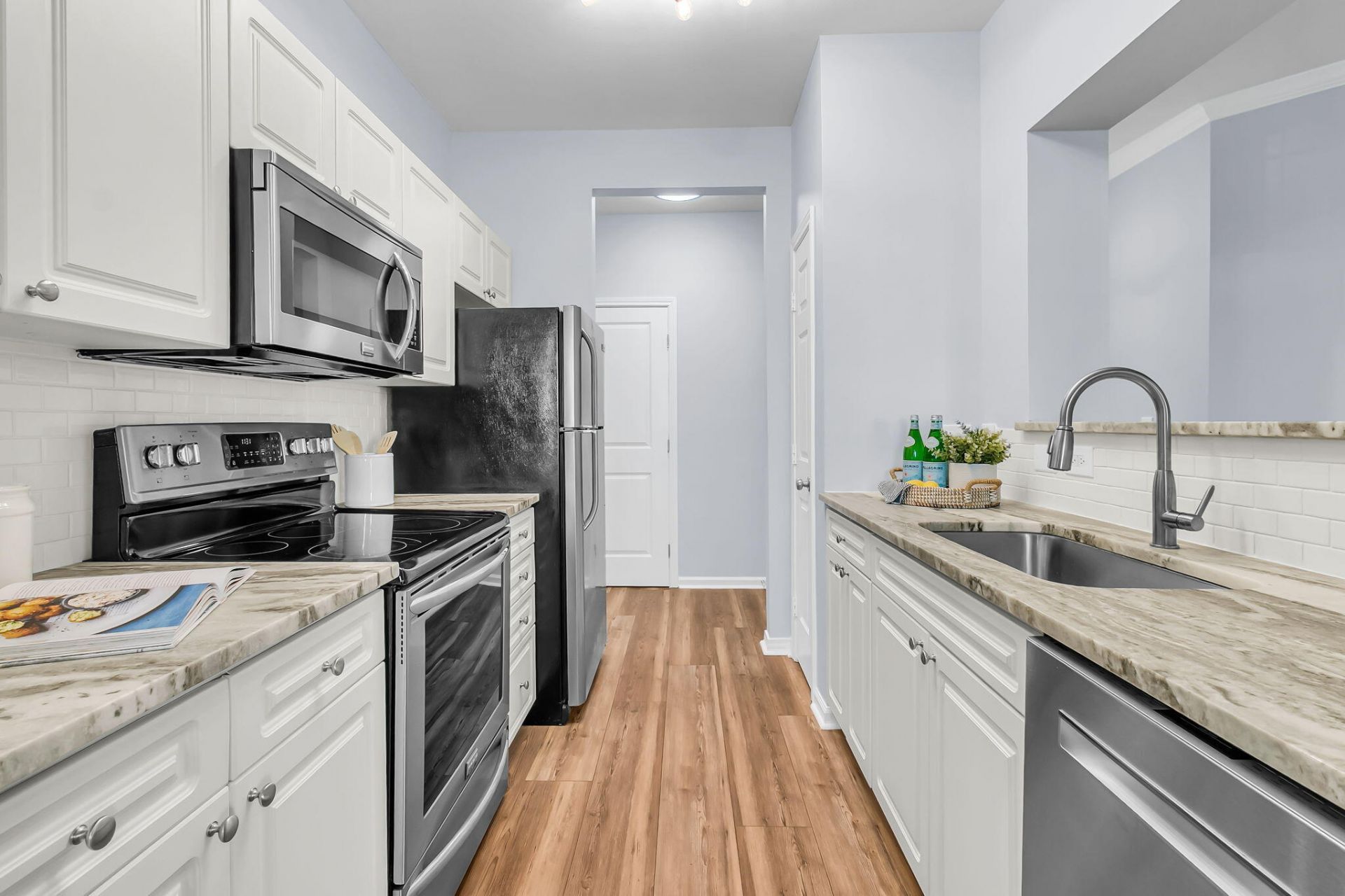 130 River Landing Drive Photo 8