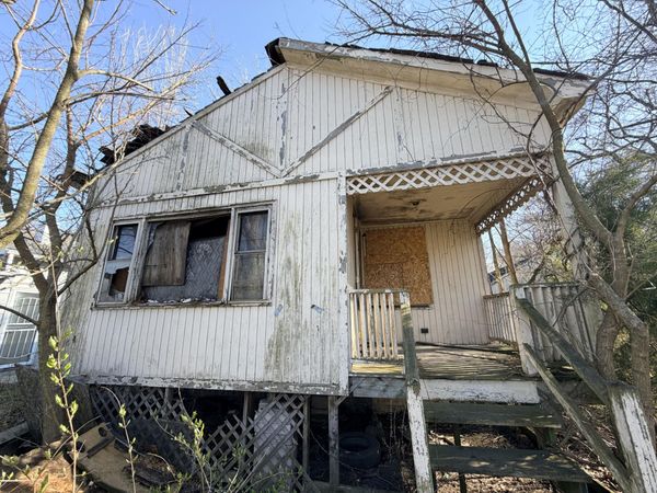 4907 W 11th Avenue, Gary, IN 46406