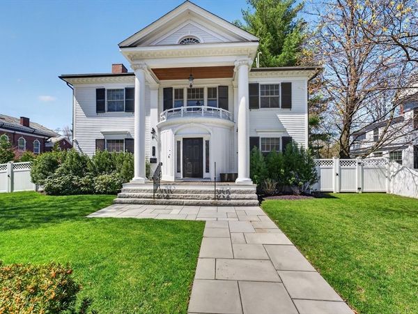 377 Walnut St., Unit 1, Newton, MA 02460
