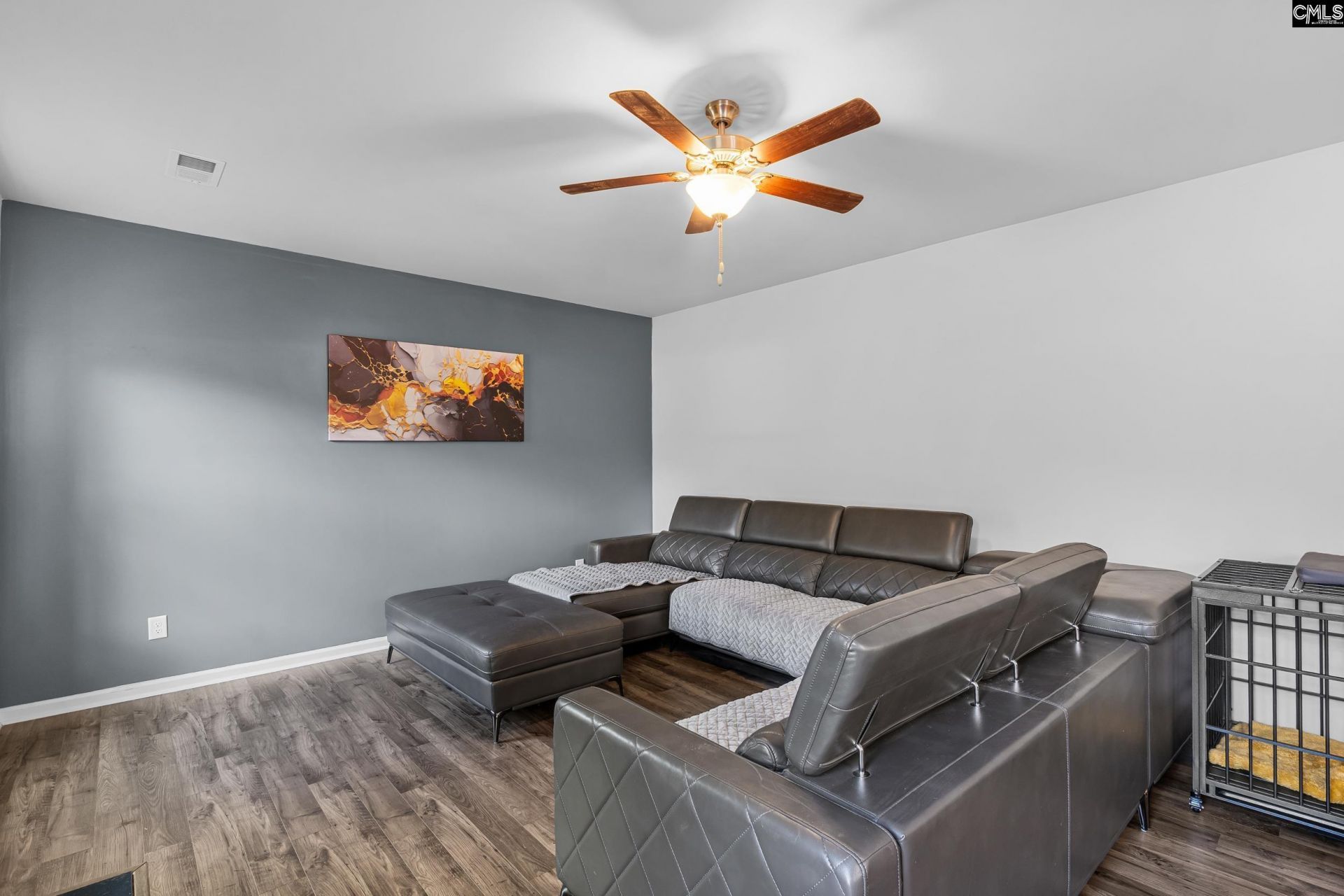 146 Belfast Way Photo 14