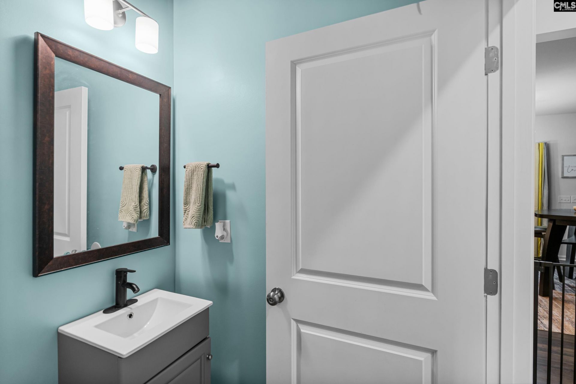 146 Belfast Way Photo 7