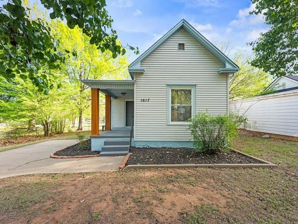 1617 W Logan Avenue, Guthrie, OK 73044