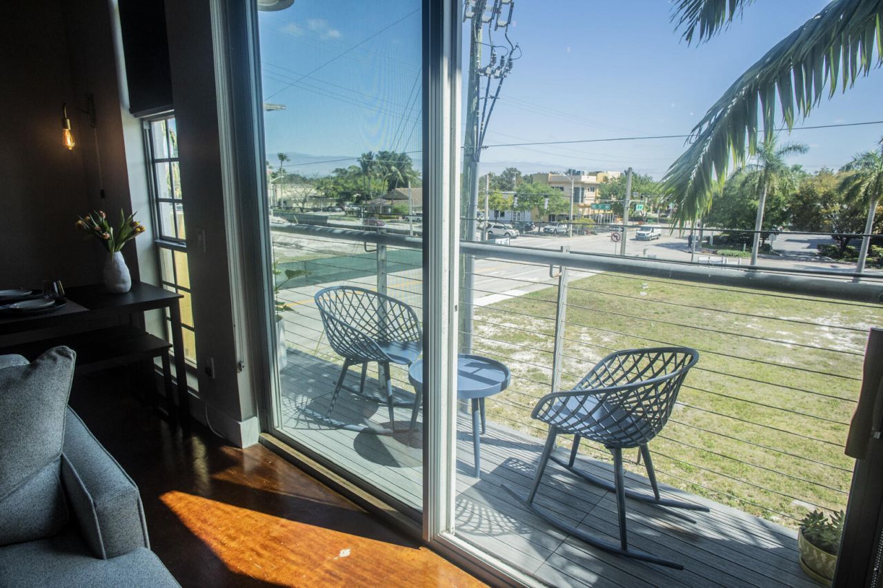 185 NE 4th Avenue, Unit 204, Delray Beach, FL 33483 Photo