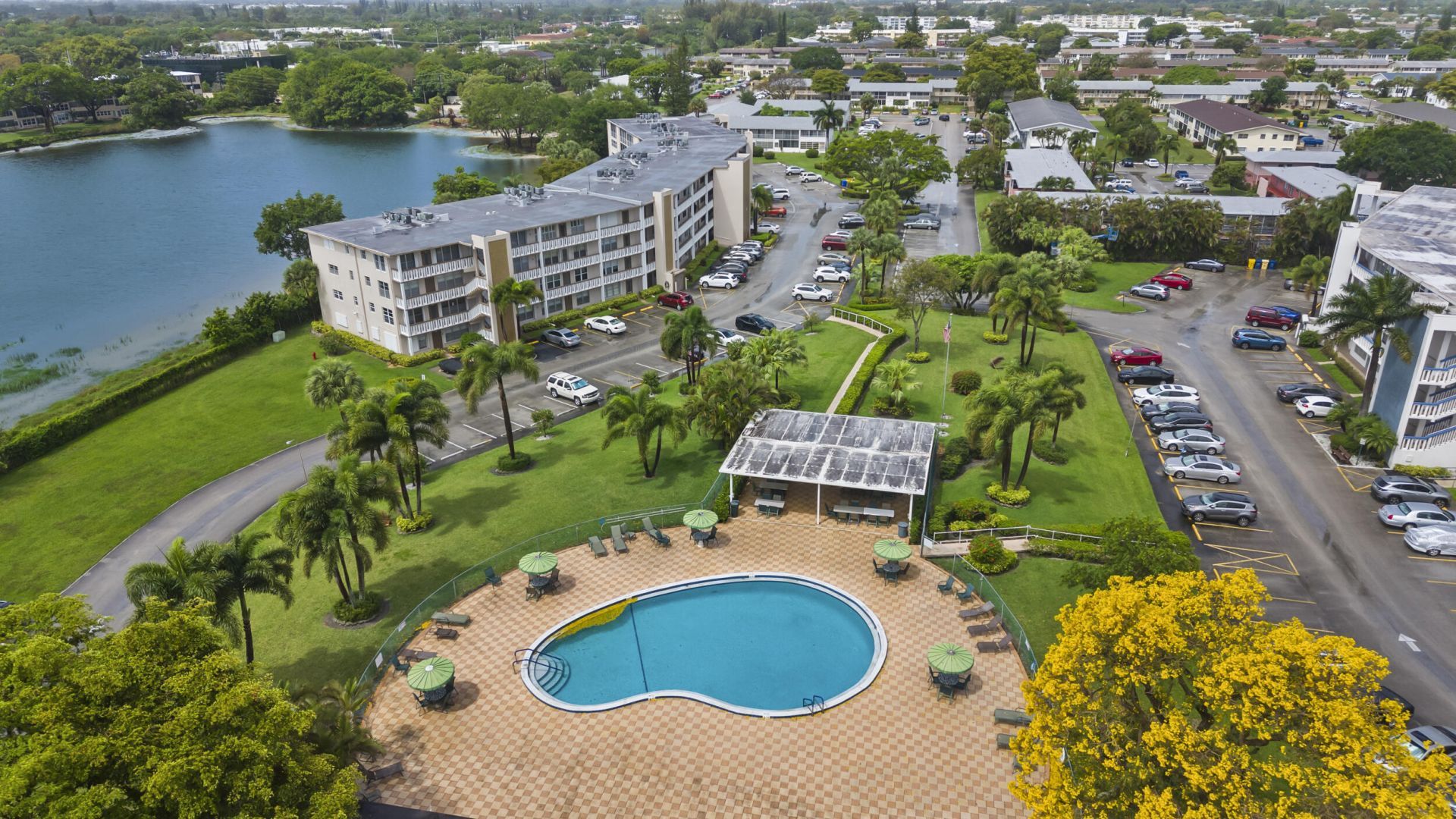 126 Southampton B, West Palm Beach, FL 33417 Photo