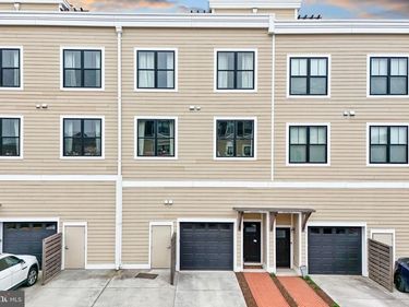 43567 MICHIGAN SQUARE , LEESBURG, VA 20176