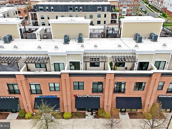 43567 MICHIGAN SQUARE, LEESBURG, VA 20176