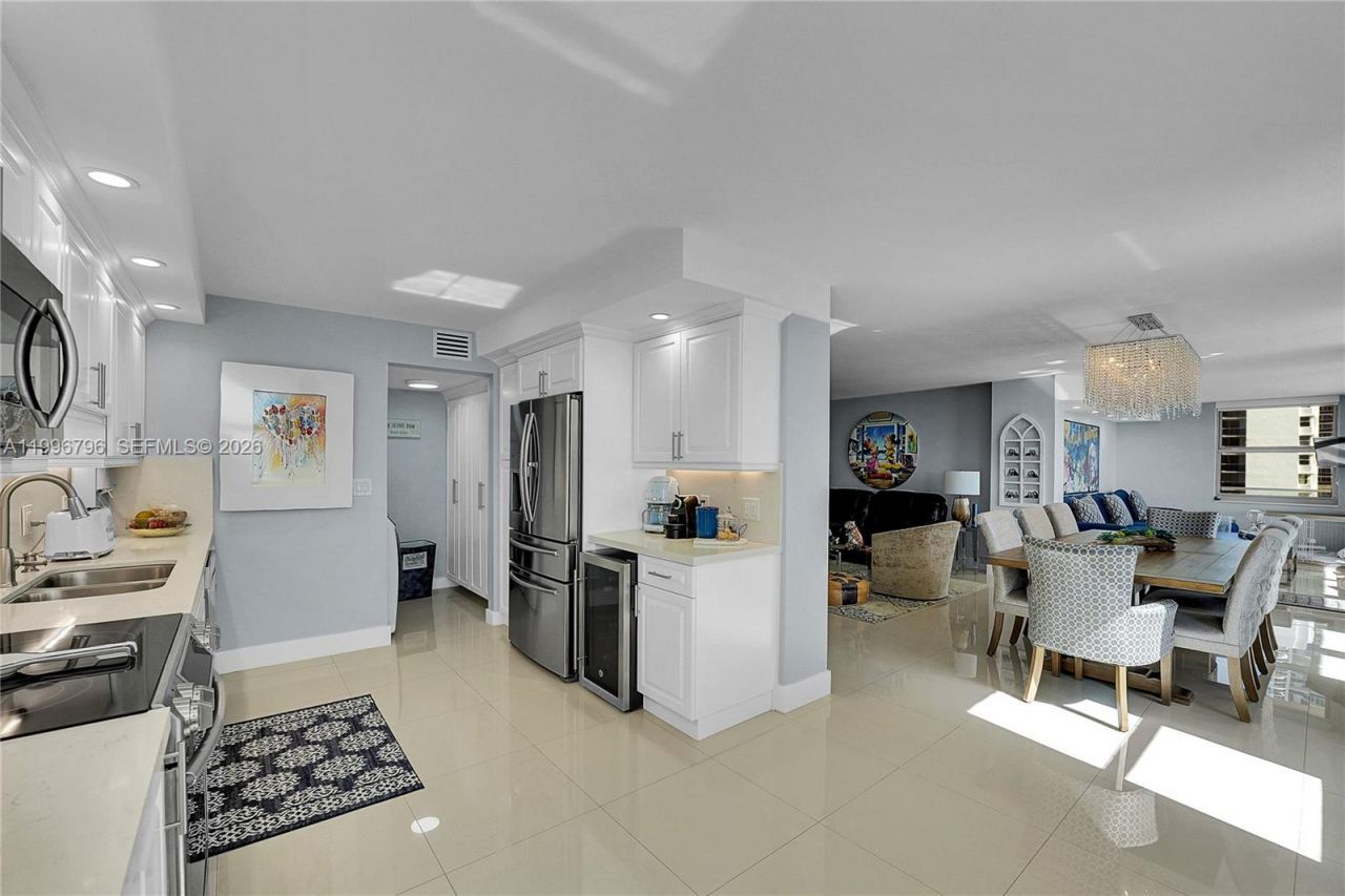 1920 S Ocean Dr, Unit 11C, Hallandale Beach, FL 33009 Photo