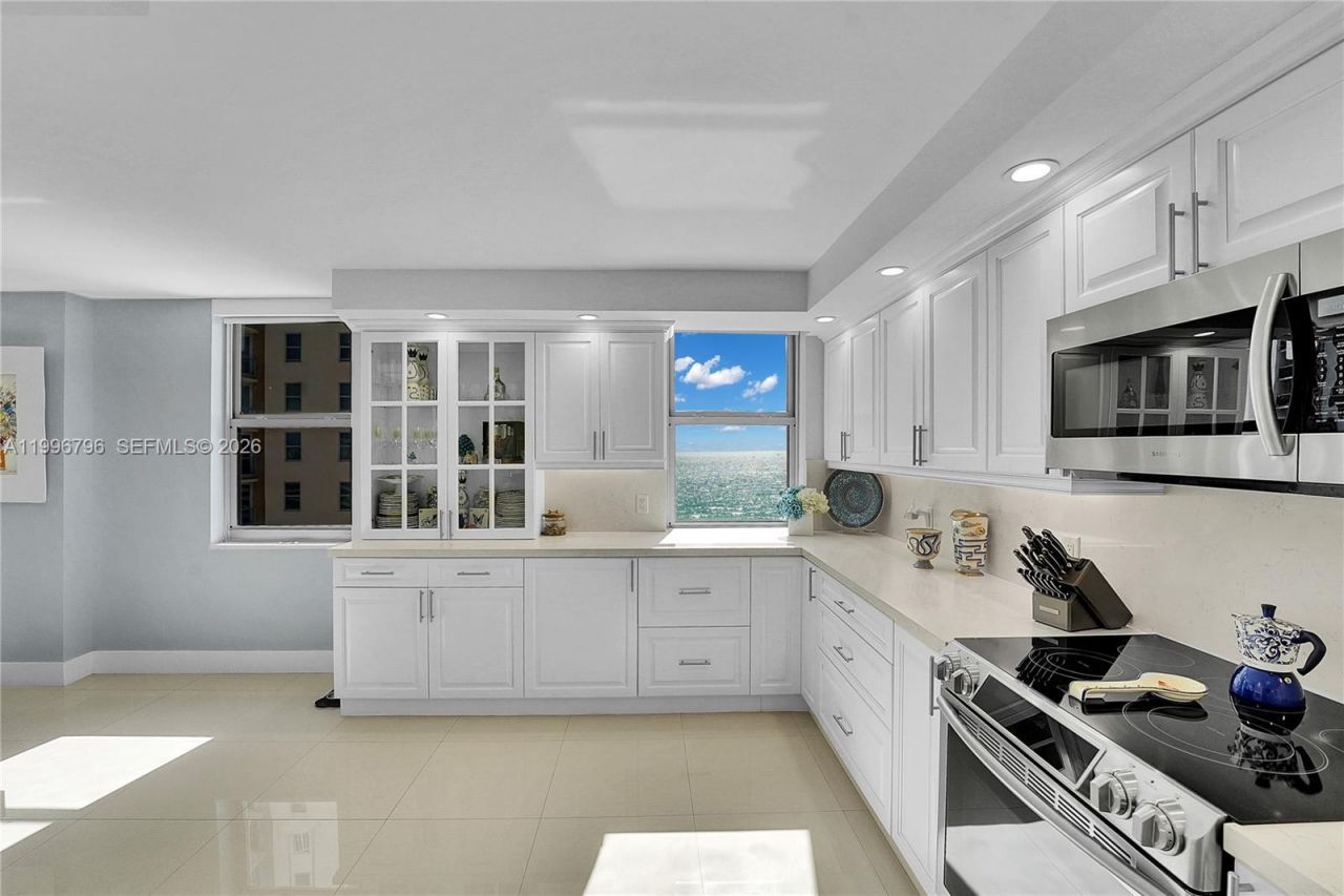 1920 S Ocean Dr, Unit 11C, Hallandale Beach, FL 33009 Photo