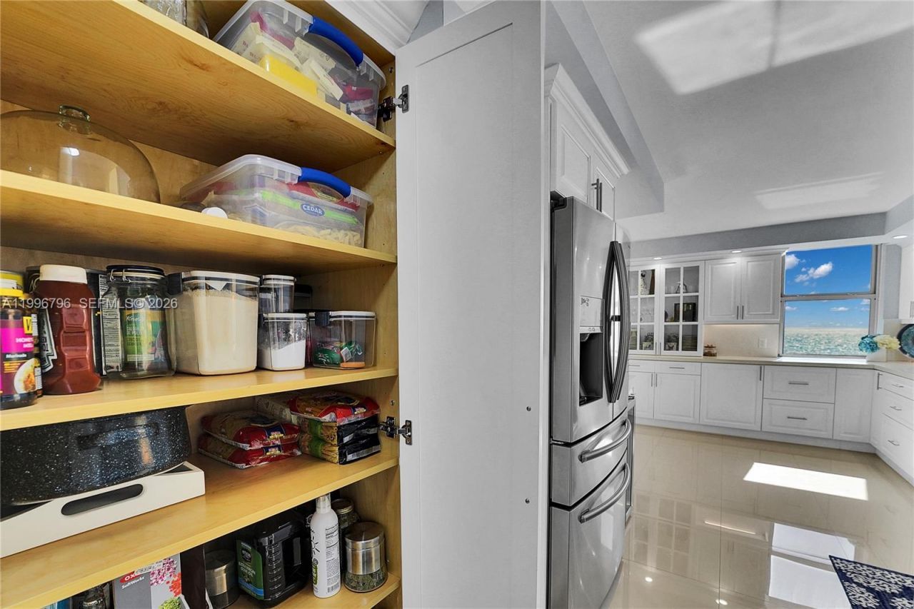 1920 S Ocean Dr, Unit 11C, Hallandale Beach, FL 33009 Photo