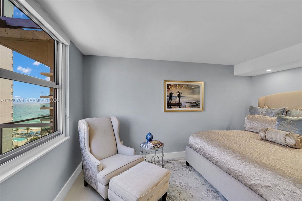 1920 S Ocean Dr, Unit 11C, Hallandale Beach, FL 33009 Photo