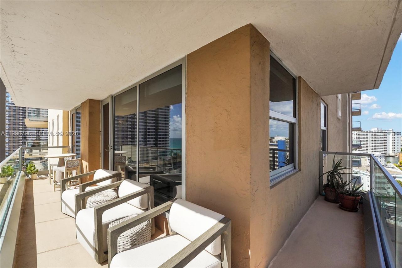 1920 S Ocean Dr, Unit 11C, Hallandale Beach, FL 33009 Photo