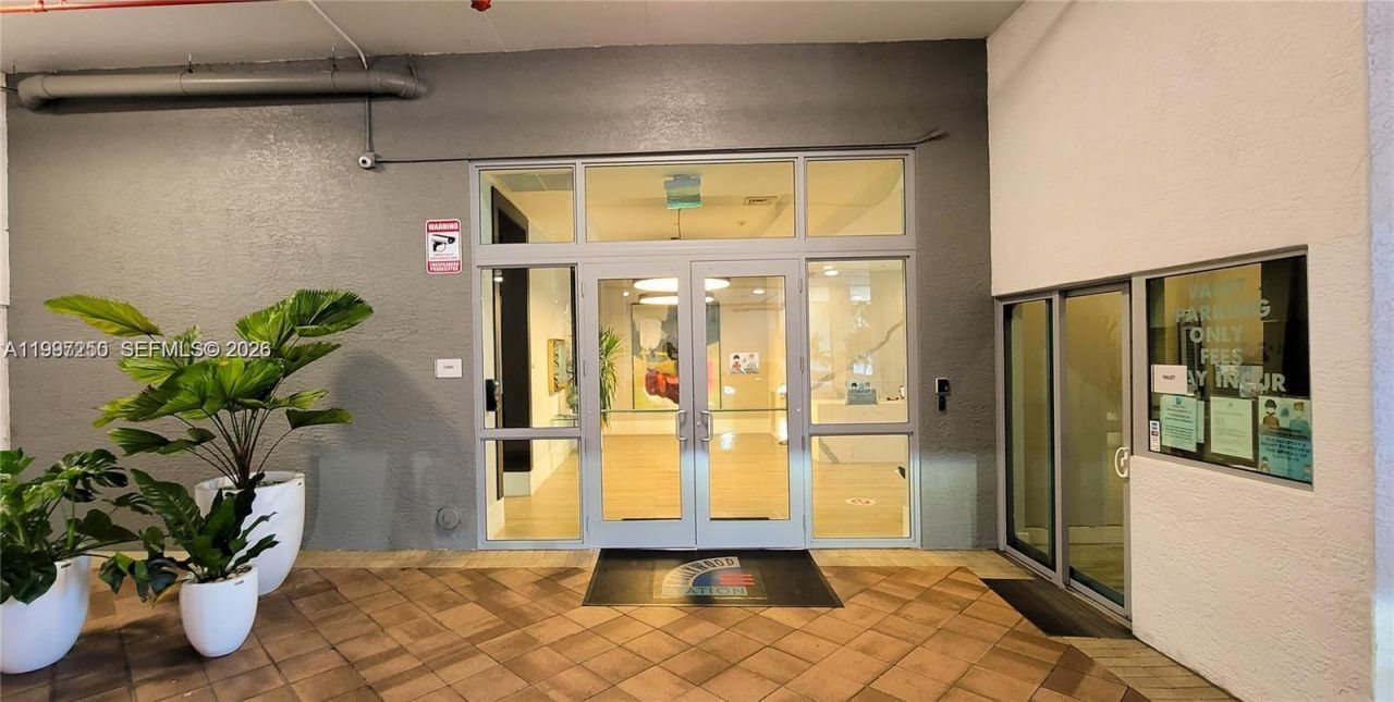 140 S Dixie Hwy , Unit 810, Hollywood, FL 33020 Photo