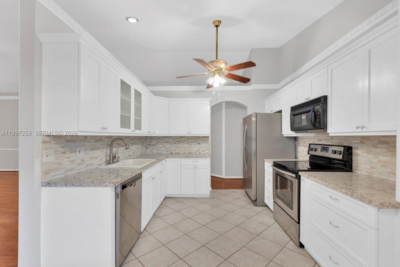 130 E Lee Rd, Delray Beach, FL 33445 Photo